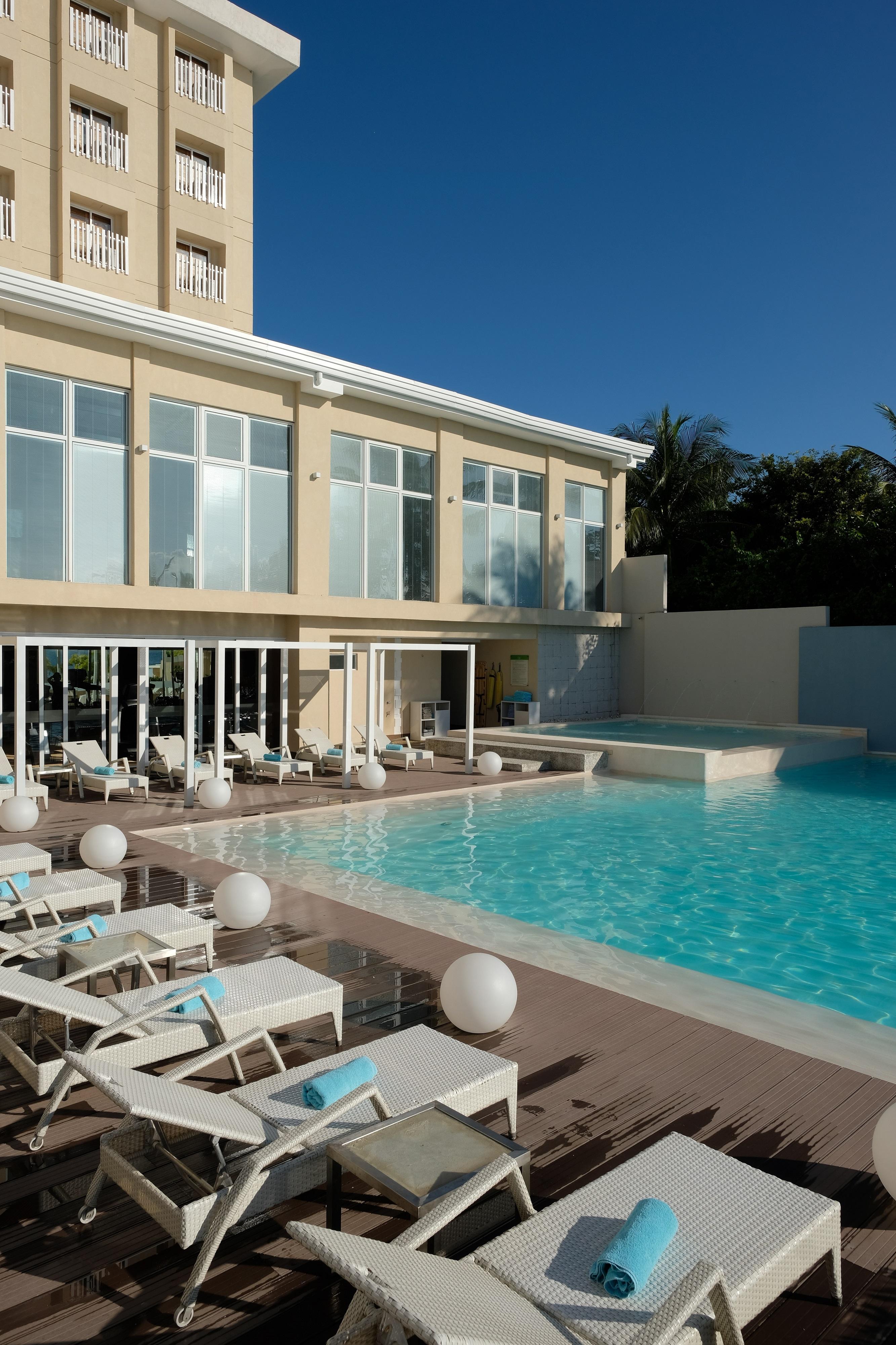 BE Resort Mactan Isla de Mactán Exterior foto